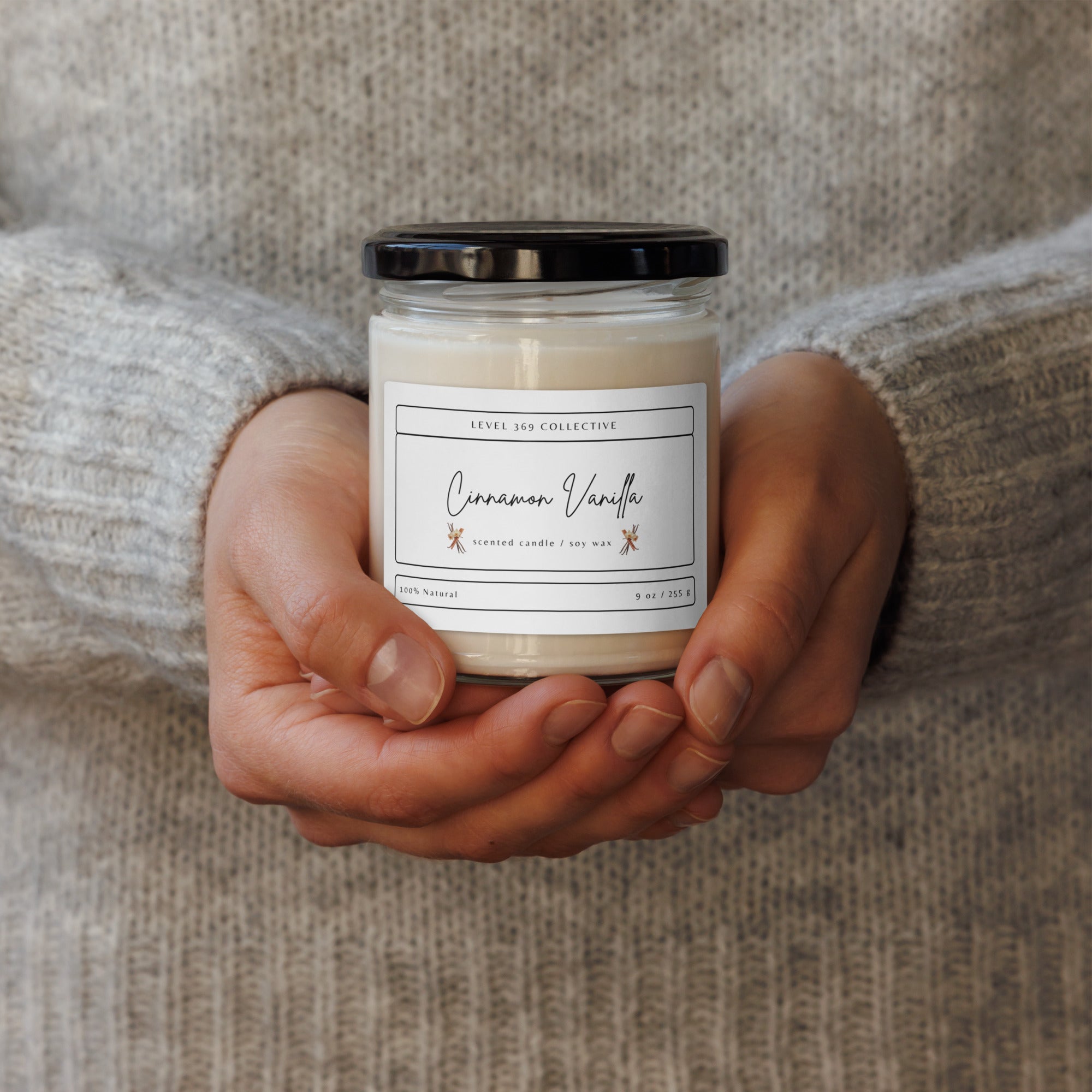 Scented candle with a cinnamon vanilla aroma.